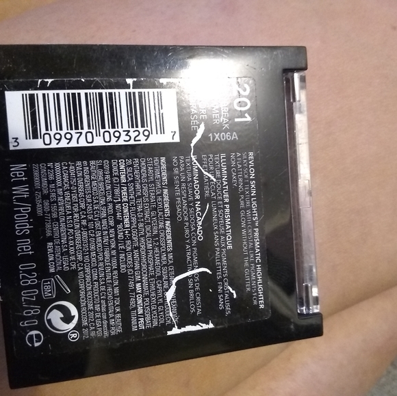 🆓FREE🎁 WHEN PURCHASE ANY 2 TEMS Revlon Highlights and Lipstick - Picture 15 of 16